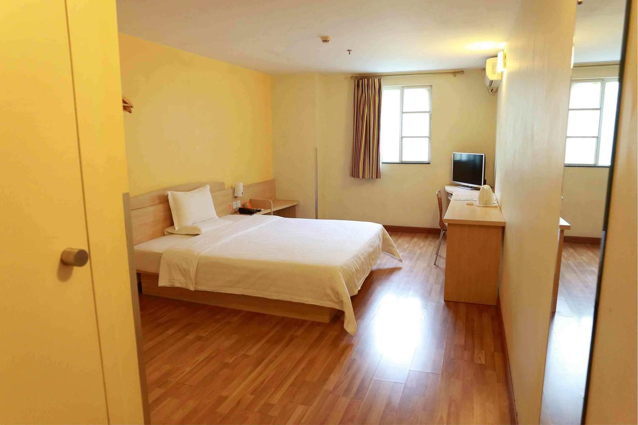 7Days Inn West Liaoyang Road Carrefour Qingdao Exterior foto