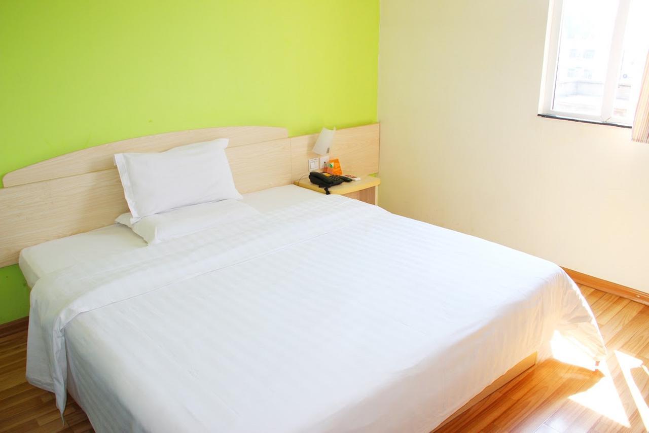 7Days Inn West Liaoyang Road Carrefour Qingdao Exterior foto